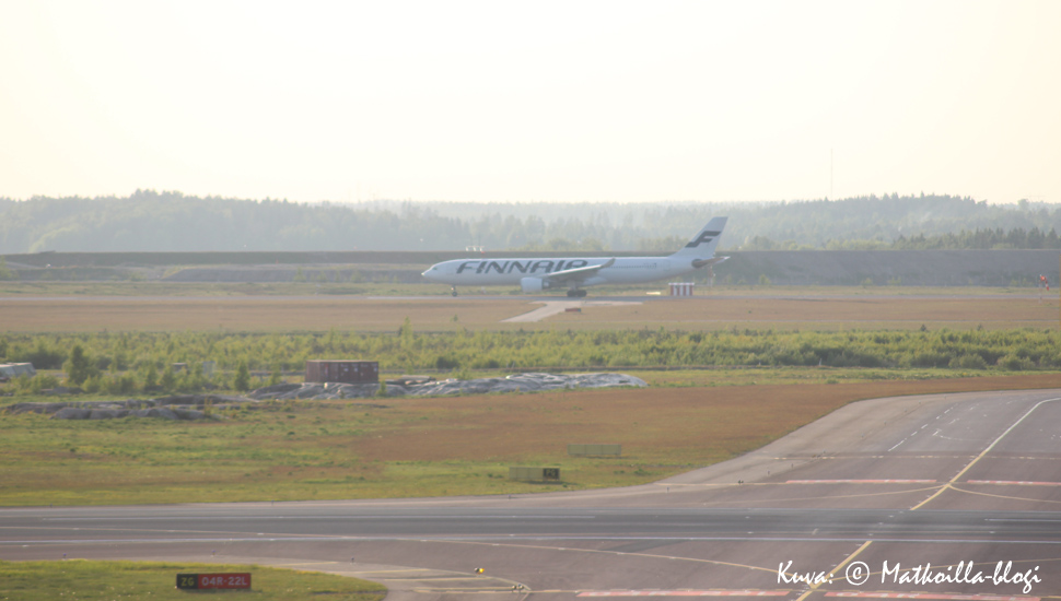 Fiinairin Airbus A330 lähdössä Helsinki-Vantaalta. Kuva: © Matkoilla-blogi